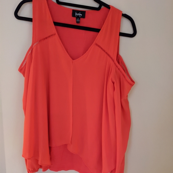 By & By Women's Size Medium Cold Shoulder Sheer Blouse Coral Great4Vacay😎🌞❤️ - Picture 9 of 9